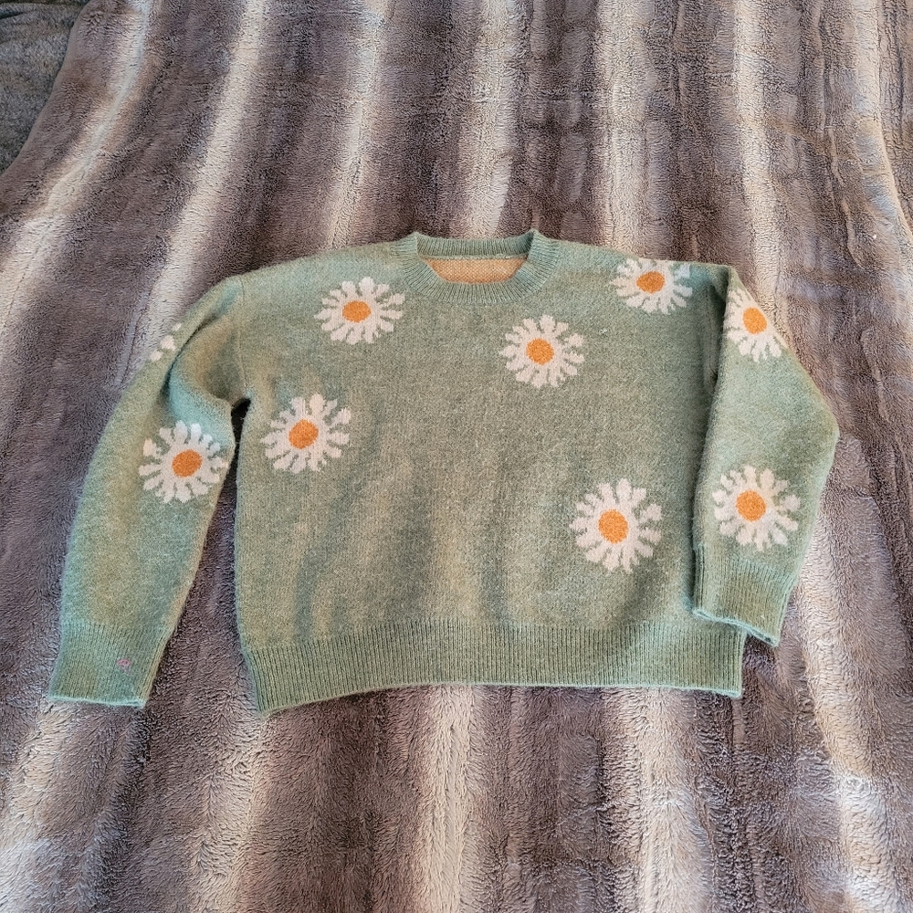 Daisy crewneck sweater size S